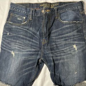MENS AMERICAN EAGLE SHORTS SIZE 34